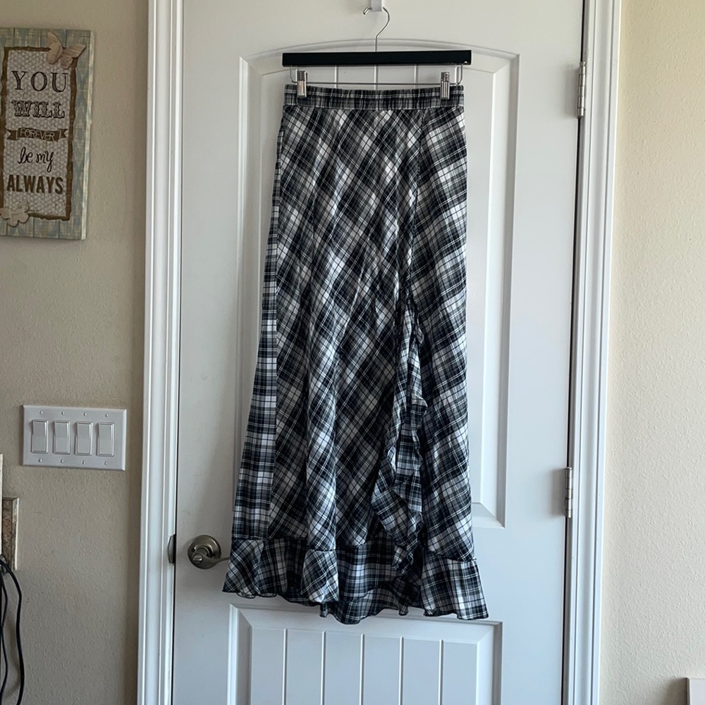 M.S.S.P. brand plaid maxi skirt sz. XS